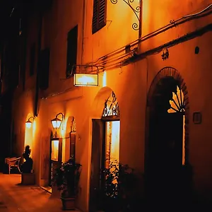 Il Pino Bed & Breakfast